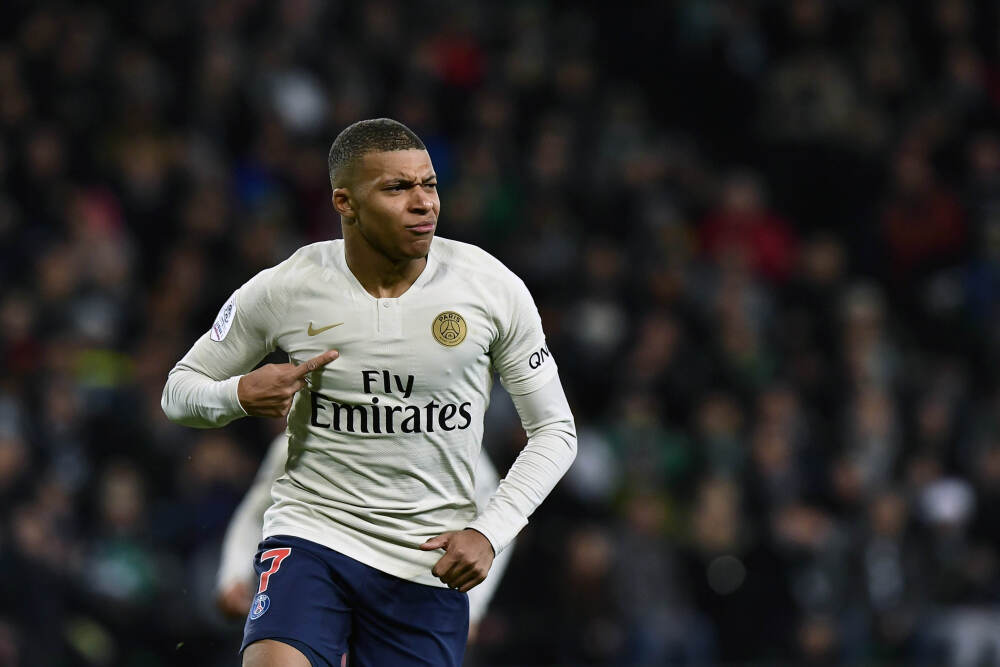 依然戏份不足！湖人内线大将还是没有办法得到更多的球权支持？